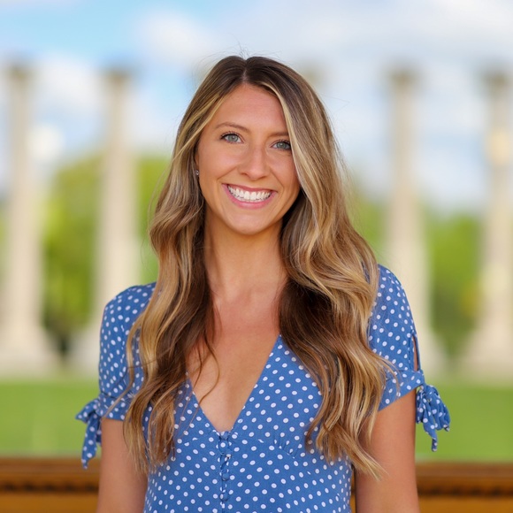 Meet your Posher, Miranda - Picture 3 of 4